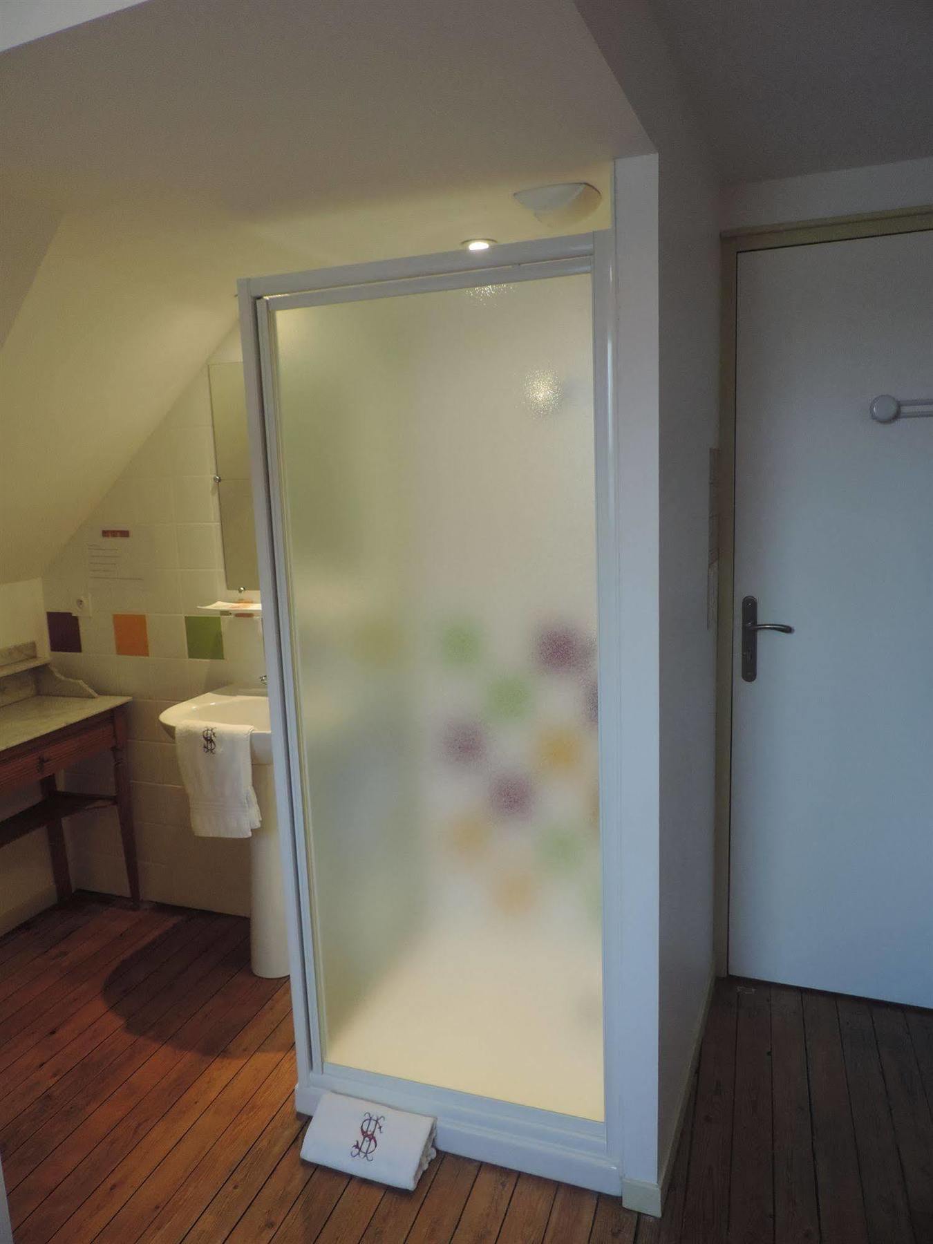 Select Hotel Le Mans Esterno foto